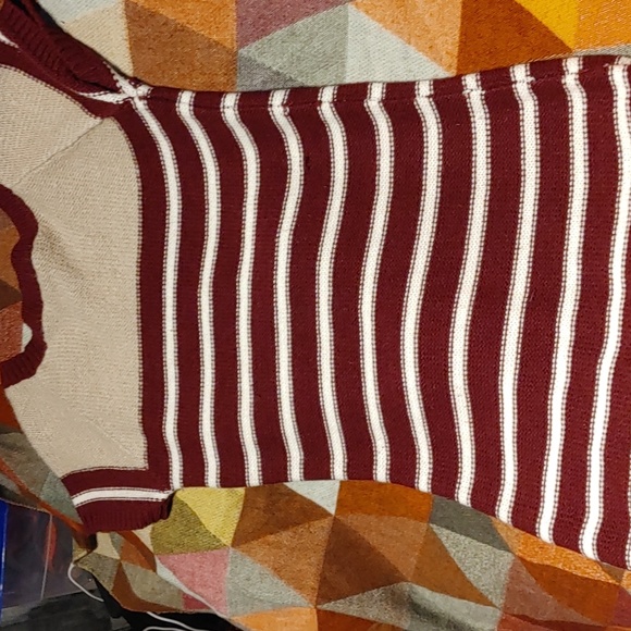 Red Paint Long Sweater Sz M - Picture 3 of 3